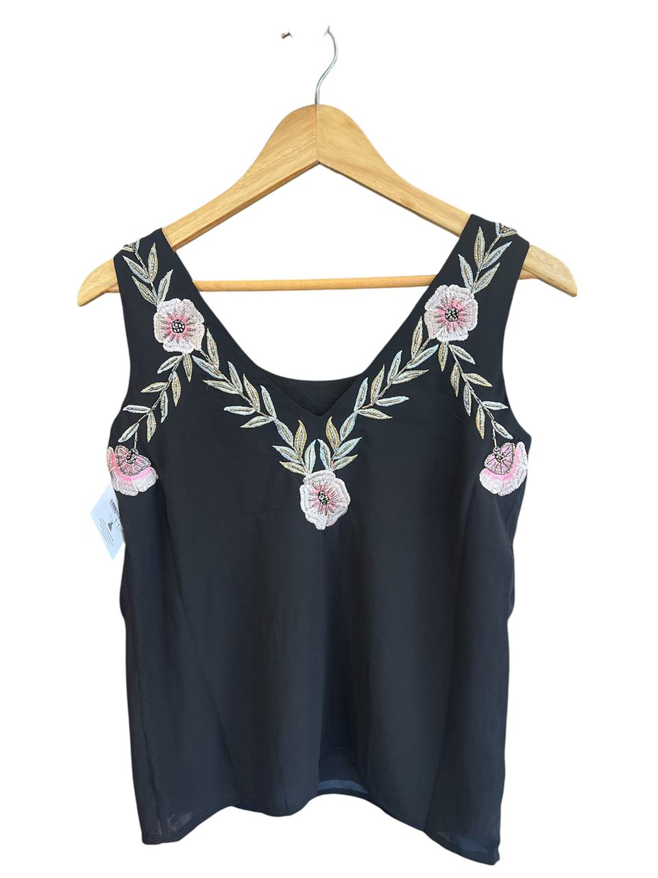 Musculosa bordada